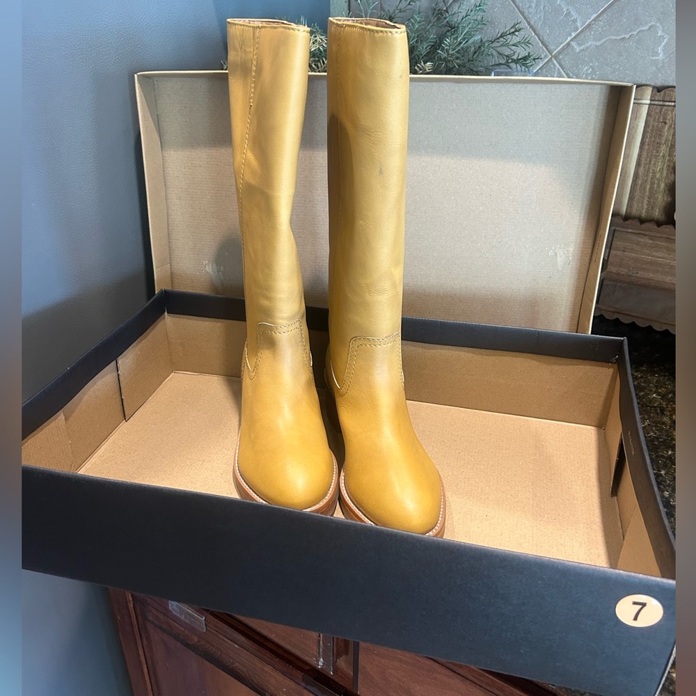 Frye Banana Boots